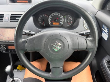 2009 Suzuki Swift - photo 10