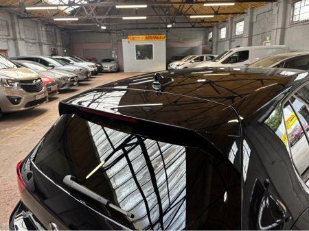 2024 Volkswagen Golf - photo 5