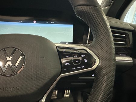 2023 Volkswagen Touareg - photo 32