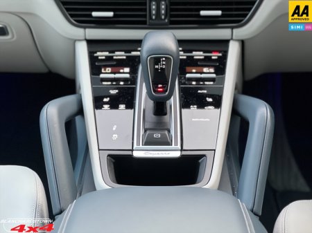 2023 Porsche Cayenne - photo 20
