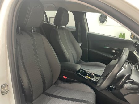 2021 Peugeot 2008 - photo 9