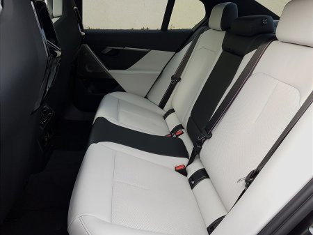 2026 BMW M5 - photo 20