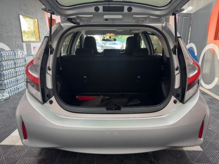 2021 Toyota Aqua - photo 7