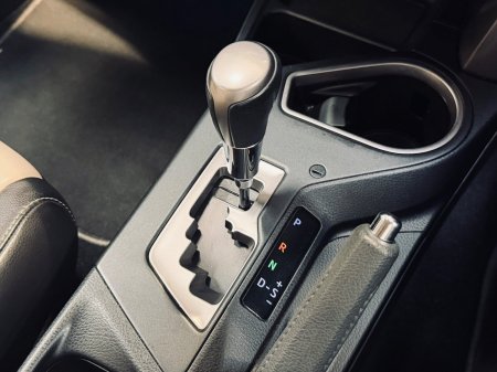 2018 Toyota RAV4 - photo 16