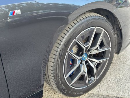 2026 BMW i5 - photo 8