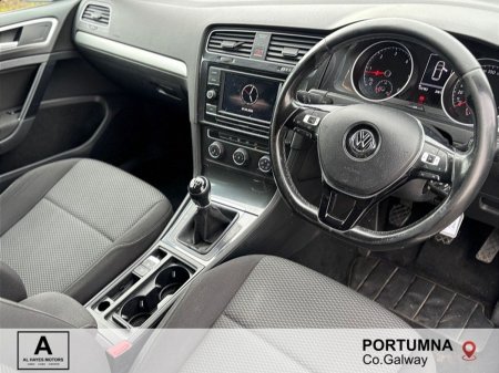 2017 Volkswagen Golf - photo 2