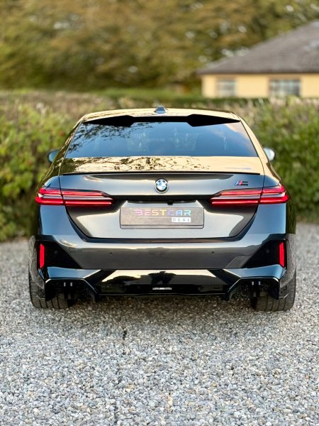 2023 BMW i5 - photo 9