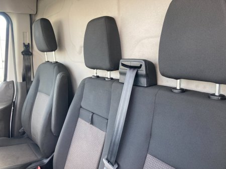 2022 Ford Transit - photo 11