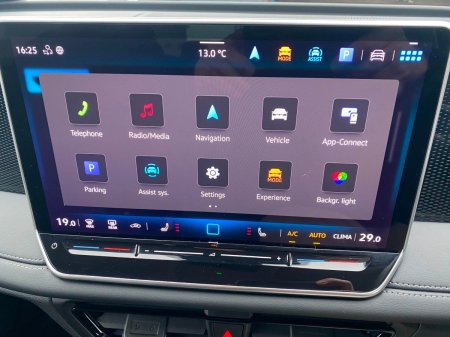 2026 Volkswagen Tiguan - photo 13
