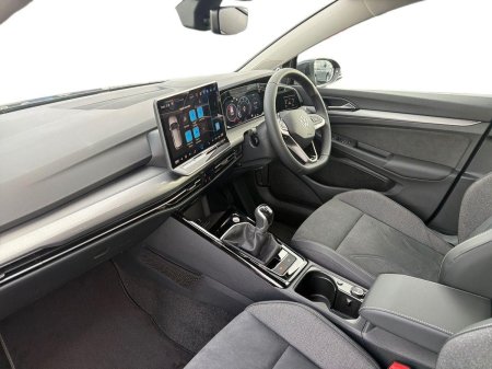 2026 Volkswagen Golf - photo 2