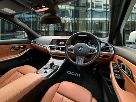 2022 BMW 3-Series - photo 10