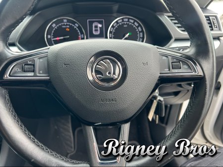 2019 Skoda Superb - photo 14