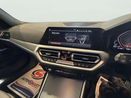 2023 BMW 3-Series - photo 15
