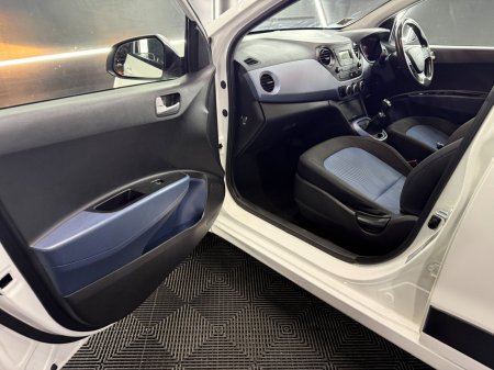 2017 Hyundai i10 - photo 16