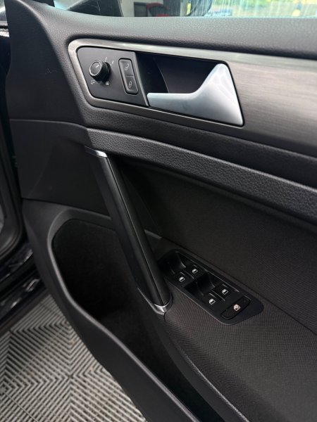 2013 Volkswagen Golf - photo 17