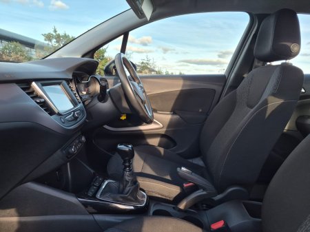 2022 Opel Crossland - photo 18