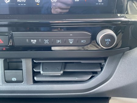 2026 Ford Tourneo Custom - photo 21