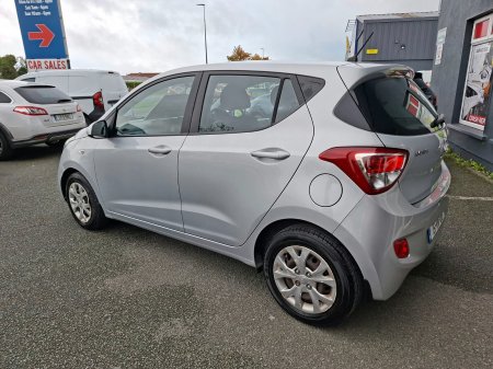 2015 Hyundai i10 - photo 2