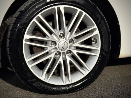 2017 Kia Carens - photo 22