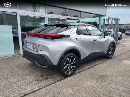 2024 Toyota C-HR - photo 2