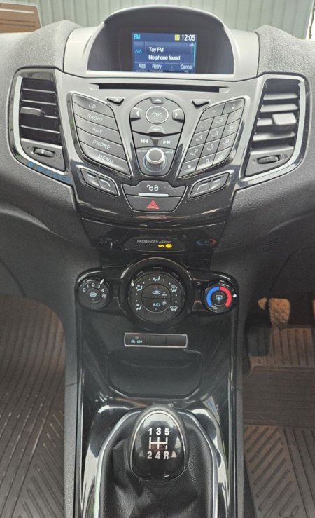 2017 Ford Fiesta - photo 13