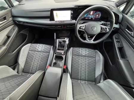 2023 Volkswagen Golf - photo 21