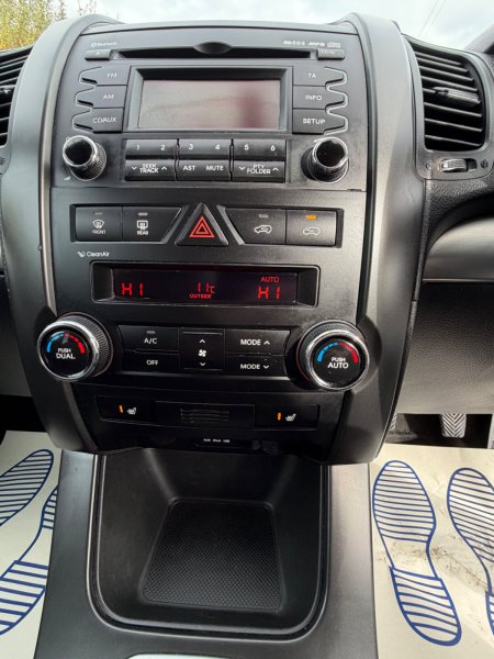 2012 Kia Sorento - photo 26
