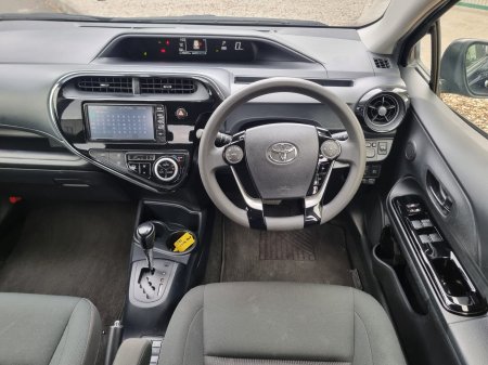 2019 Toyota Aqua - photo 14