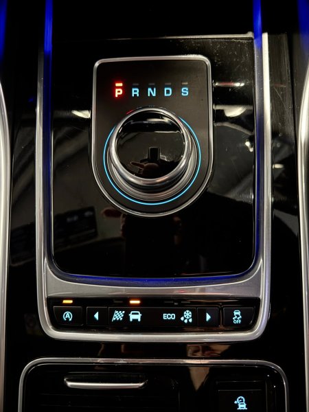 2017 Jaguar XF - photo 25
