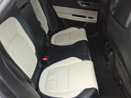 2016 Jaguar XF - photo 10