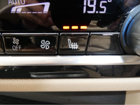 2023 BMW 5-Series - photo 27