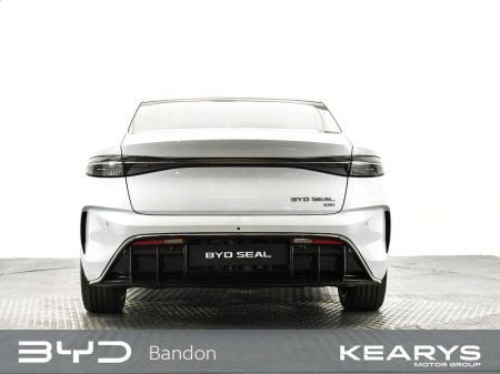 2026 BYD SEAL - photo 2