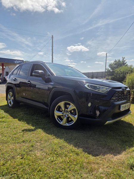 2021 Toyota RAV4 - photo 2