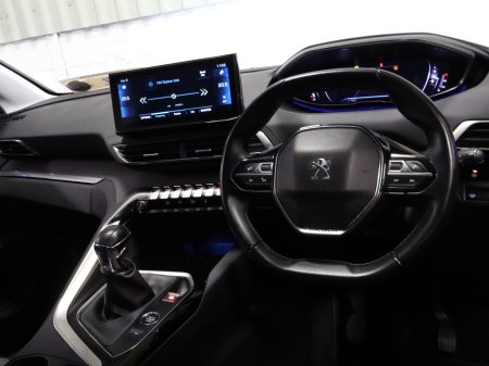 2022 Peugeot 5008 - photo 15
