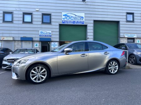 2014 Lexus IS 300h Executive