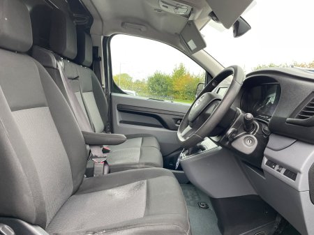 2022 Vauxhall Vivaro - photo 12