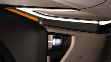 2026 Toyota bZ4X - photo 8