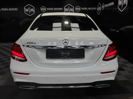2017 Mercedes-Benz E-Class - photo 10