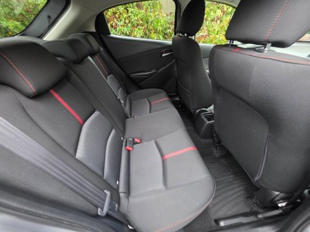 2015 Mazda Mazda2 - photo 10