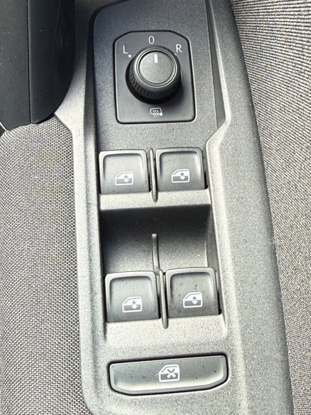 2022 Volkswagen Tiguan - photo 22