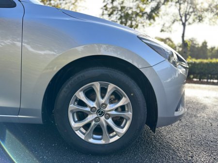 2017 Mazda Demio - photo 11