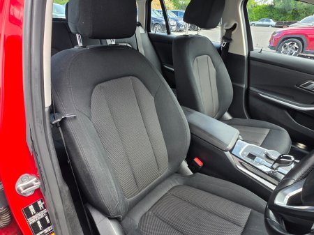 2022 BMW 3-Series - photo 4