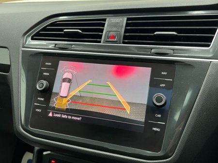 2023 Volkswagen Tiguan - photo 18