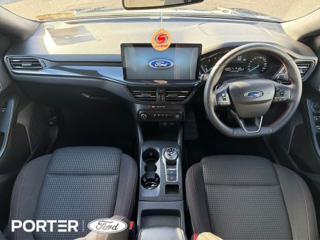 2024 Ford Focus - photo 2