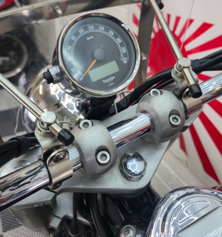 2014 Triumph Bonneville - photo 41