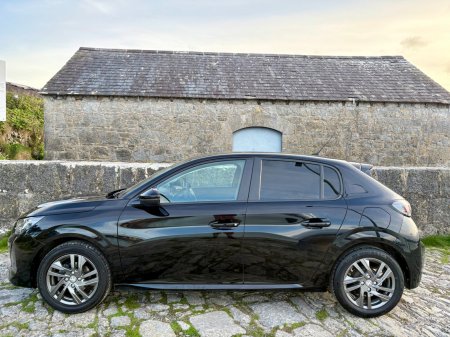 2022 Peugeot 208 - photo 8