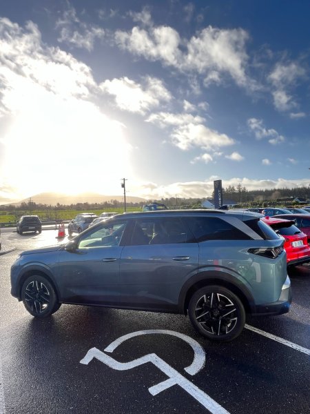 2025 Peugeot 5008 - photo 4