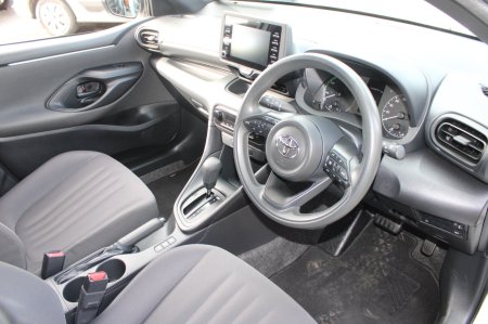2020 Toyota Yaris - photo 6
