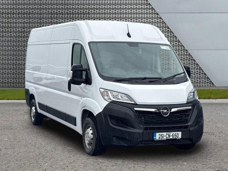 2025 Opel Movano