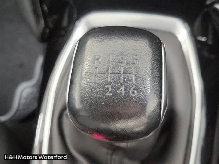 2023 Peugeot 2008 - photo 20